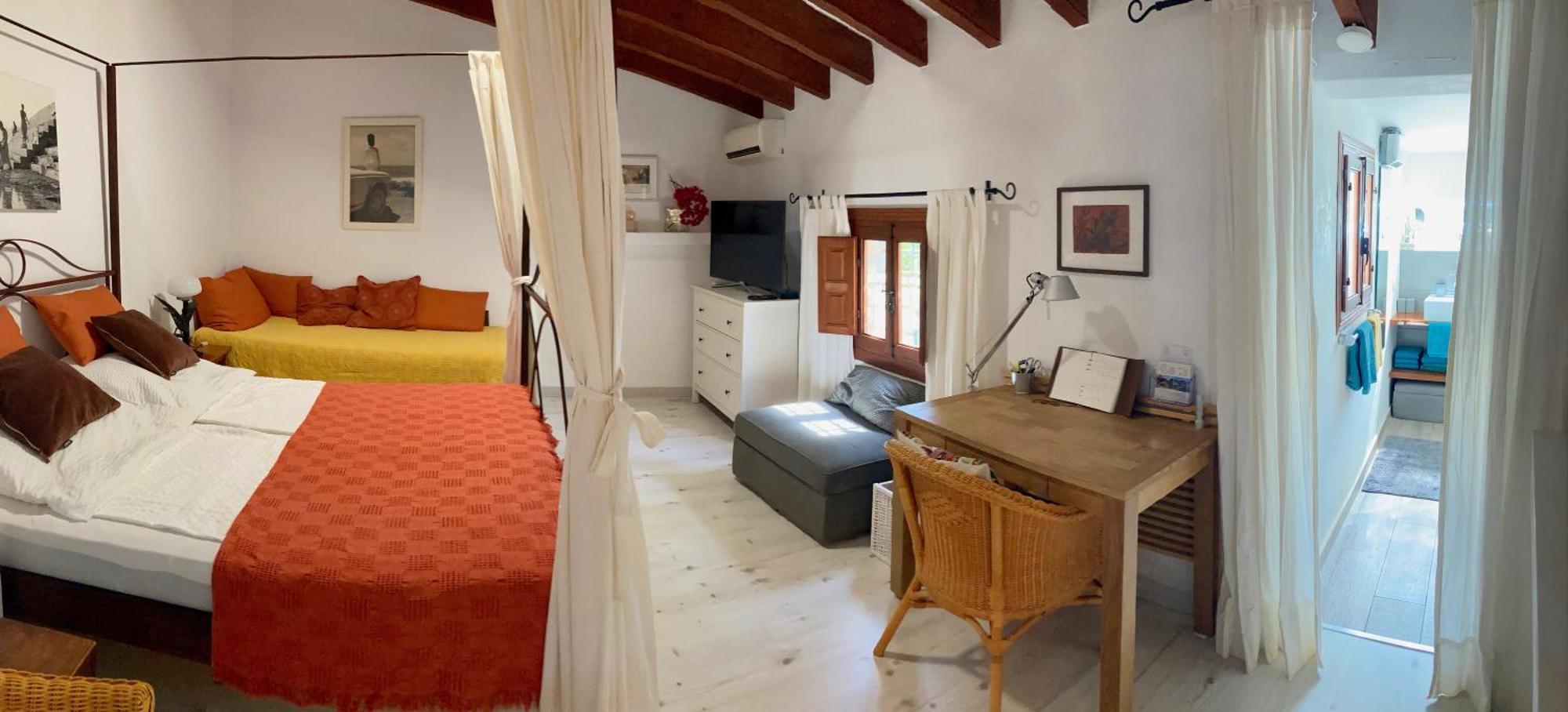 Dachterrassenzimmer In Romantischem Landhaus Mit Pool El Largo Eksteriør bilde
